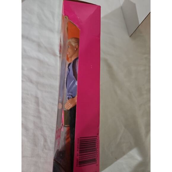 Mint In Box Earring Magic Ken (1992) - Picture 3 of 3